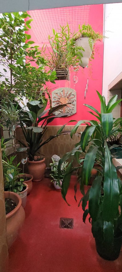 VENTA de GRAN CASA - PTE. ILLIA, PARANA 