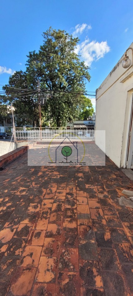 VENTA de CASA - AV. ALMAFUERTE, PARANA 