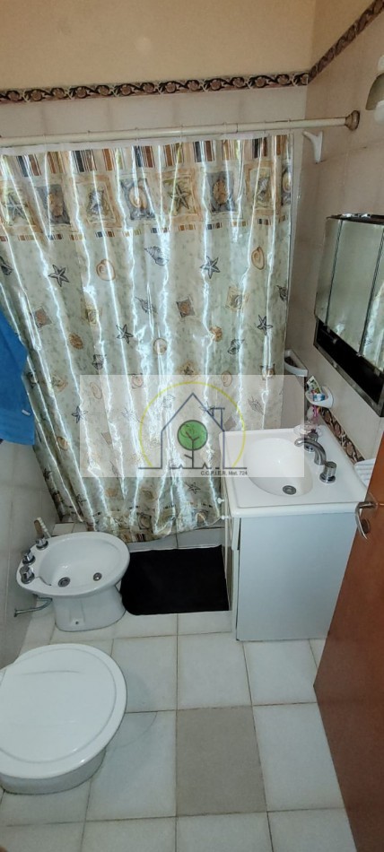 VENTA de CASA PH - INT. CAND. URANGA, PARANA