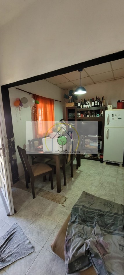 VENTA de CASA - AV. ALMAFUERTE, PARANA 