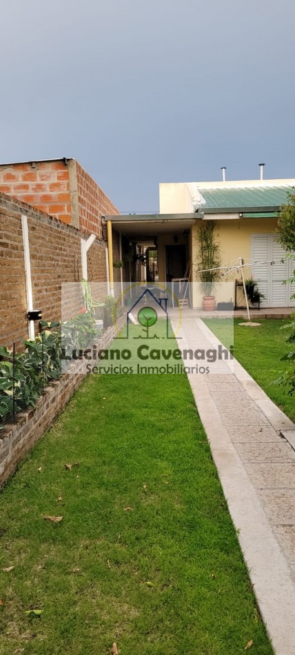 VENTA DE CASA - LAS GOLONDRINAS, ORO VERDE 