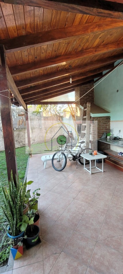 VENTA de CASA PH - INT. CAND. URANGA, PARANA
