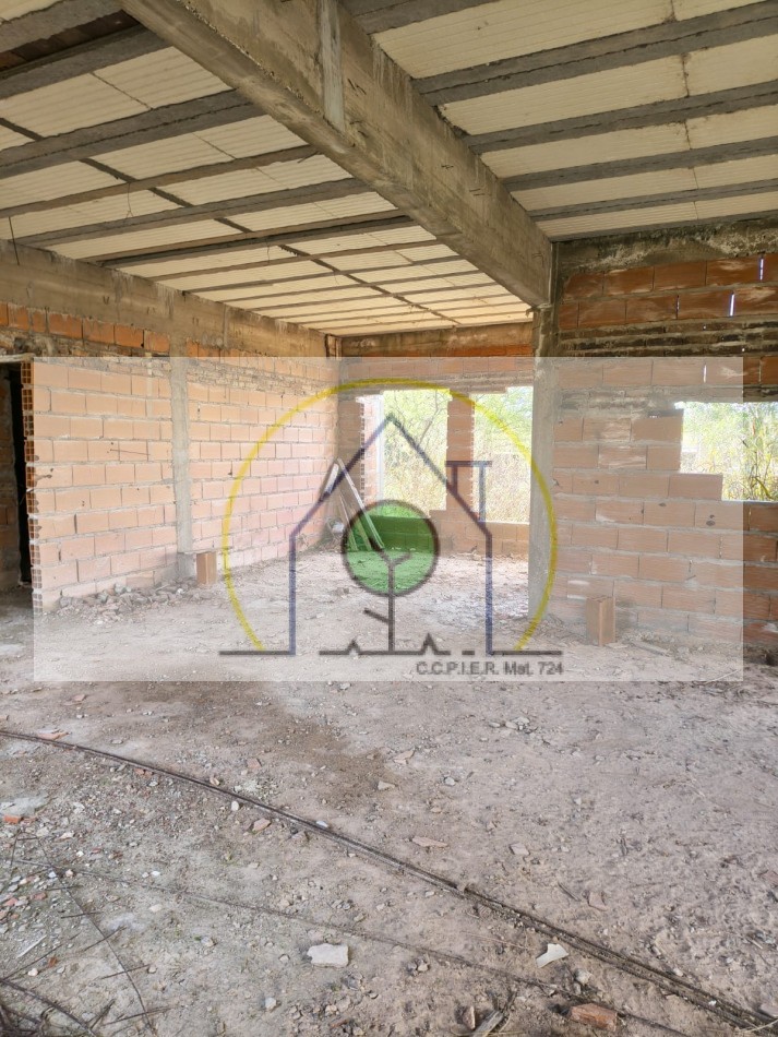 VENTA de CASA A TERMINAR - BV. LOS LAPACHOS, ORO VERDE 