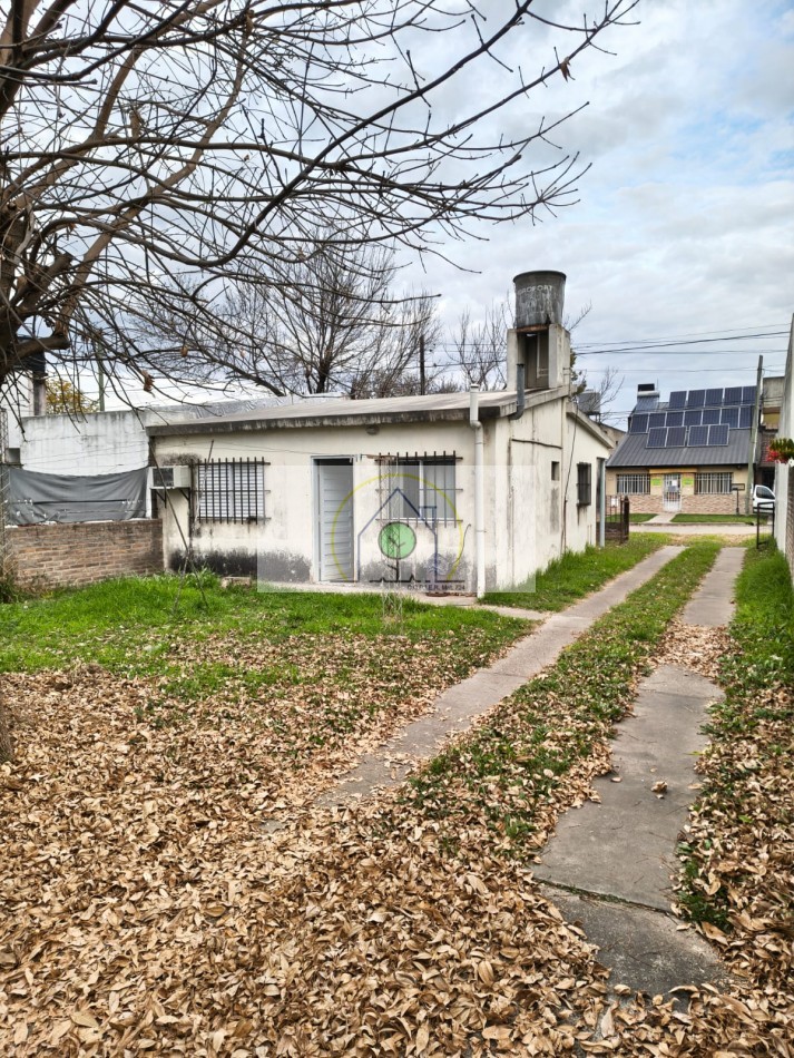 VENTA de CASA y GALPON - LEOPOLDO HERRERA, PARANA