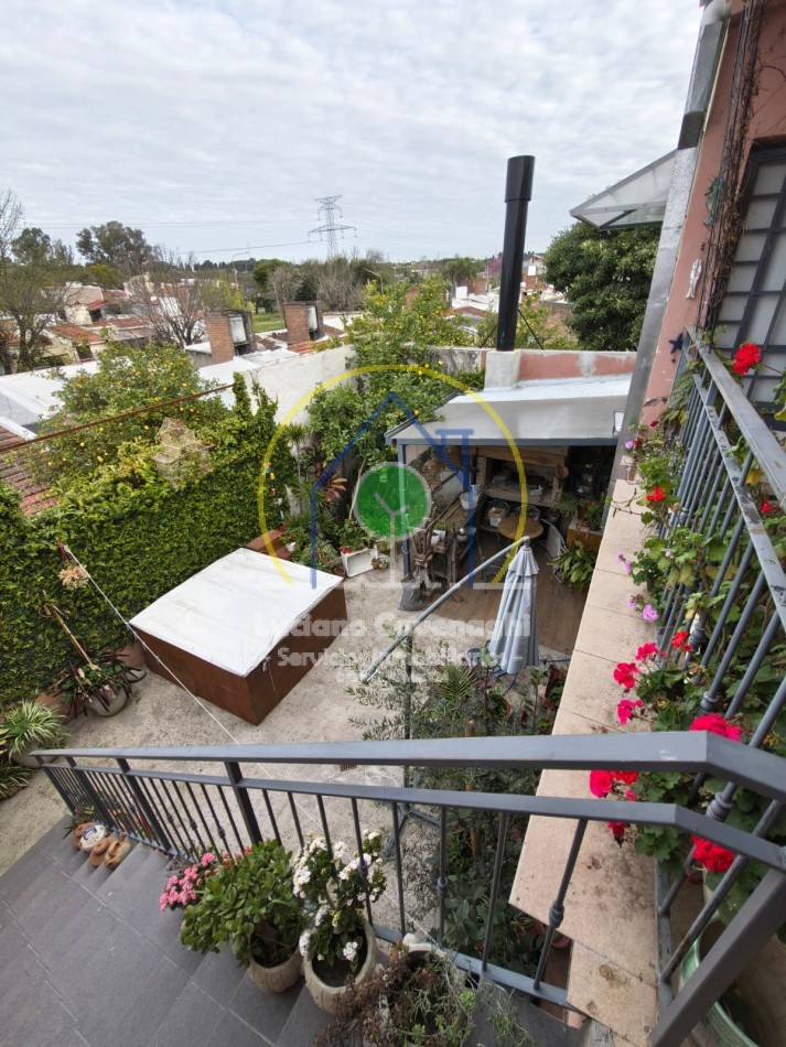 🏡 VENTA de DISTINGUIDA CASA C/LOCAL - BLAS PARERA, PARANA 🪴
