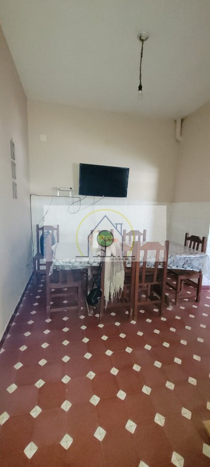 VENTA de CASA en ESQUINA - LA CAUTIVA, PARANA