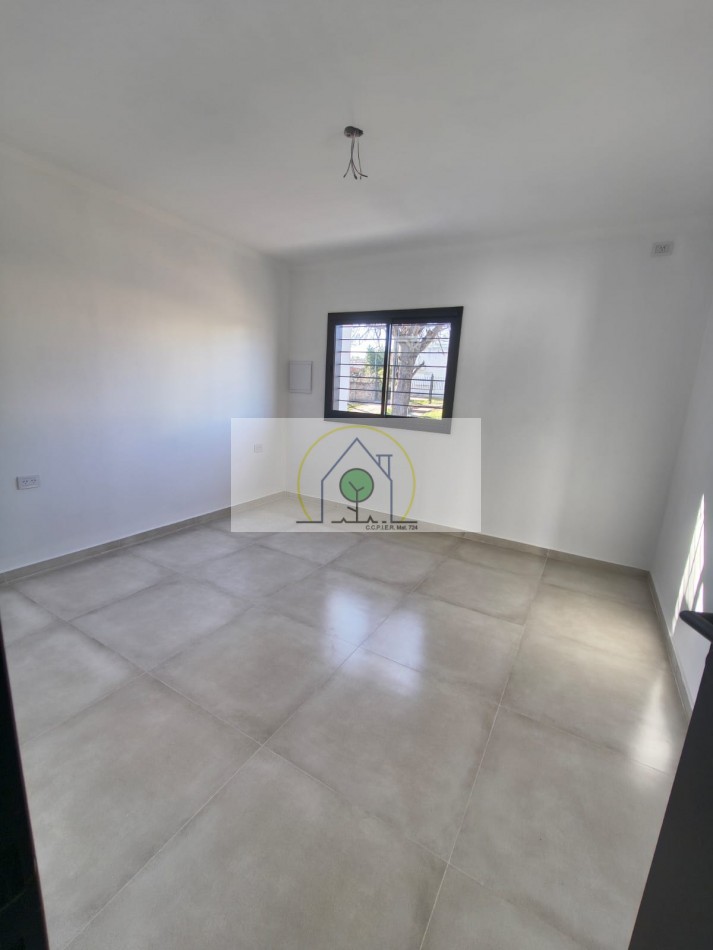 VENTA de CASA A ESTRENAR - GDOR. FAUSTINO PARERA, PARANA 