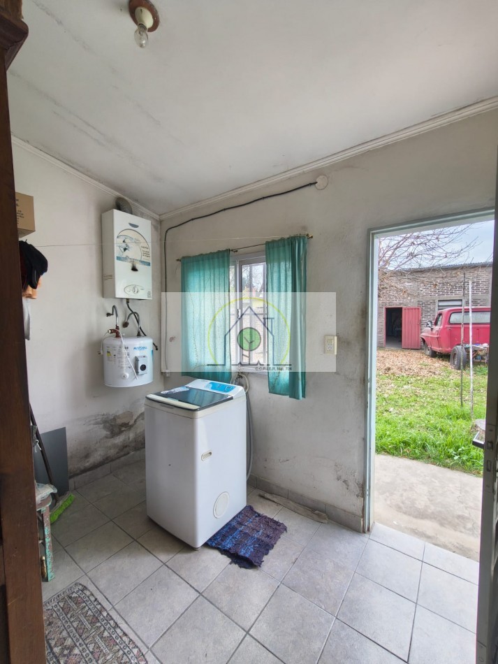 VENTA de CASA y GALPON - LEOPOLDO HERRERA, PARANA