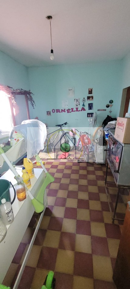 VENTA de CASA en ESQUINA - LA CAUTIVA, PARANA