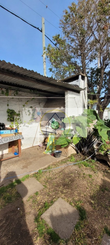 VENTA de CASA en ESQUINA - LA CAUTIVA, PARANA