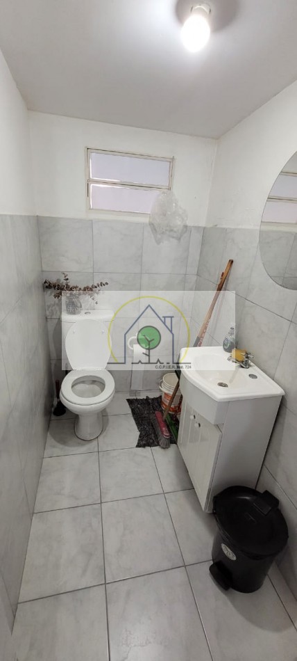 RE-TASADA!!! VENTA de CASA con LOCALES - DR. LUCIO d'AGOSTINO, PARANA