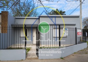 VENTA de CASA en ESQUINA - LA CAUTIVA, PARANA