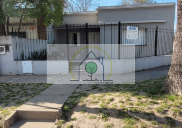 VENTA de CASA en ESQUINA - LA CAUTIVA, PARANA